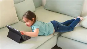 La exposición temprana a pantallas se relaciona con cambios cerebrales en la adolescencia La exposición temprana a pantallas se relaciona con cambios cerebrales en la adolescencia