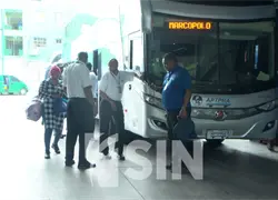 Amenaza de lluvias no detiene viajes al interior para celebrar eventos tradicionales