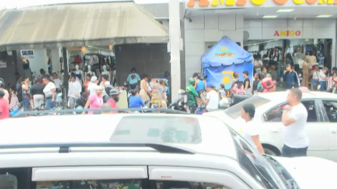 Compras de &uacute;ltimo minuto para recibir el 2026 con nuevo atuendo