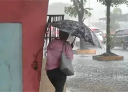 A&ntilde;o Nuevo bajo lluvias: Indomet pronostica aguaceros y mantiene seis provincias en alerta verde
