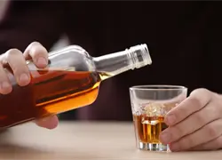 Festejos de A&ntilde;o Nuevo dejan 20 menores intoxicados por alcohol, dice el COE