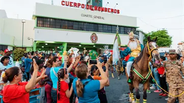 Cuerpo de Bomberos del DN realizará desfile del Día de Reyes Magos el lunes 5 de enero