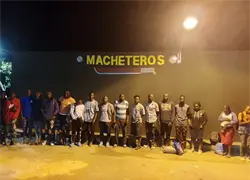 Ej&eacute;rcito detiene a conductor con indocumentados y arresta a otros 17 haitianos en zona boscosa de Montecristi