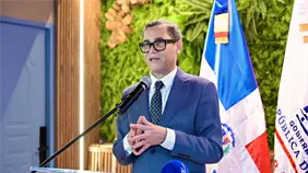 Desempleo baja a 4.9 % en RD y marca un hito histórico en 2025