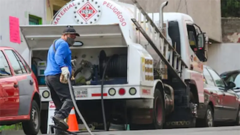 Dos personas muertas por la explosi&oacute;n de un cilindro en una vivienda del sureste de Bogot&aacute;