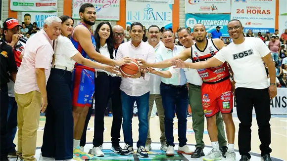 Ministro Kelvin Cruz anuncia remozamiento del polideportivo de Santiago Rodríguez Ministro Kelvin Cruz anuncia remozamiento del polideportivo de Santiago Rodríguez