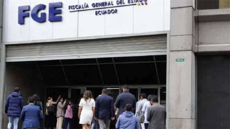 Justicia de Ecuador ordena la prisi&oacute;n preventiva para l&iacute;der de grupo disidente de las FARC