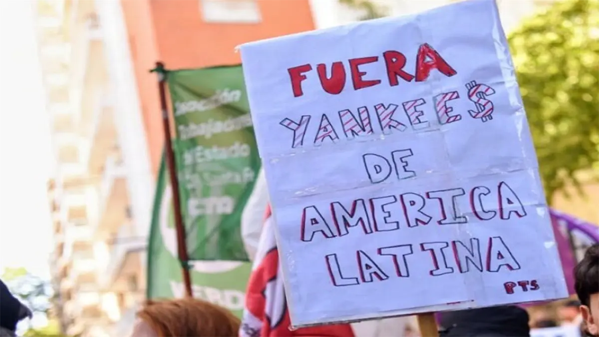 Organizaciones de izquierda protestan en Argentina contra ataque de EE.UU. a Venezuela