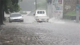 COE mantiene provincias en alerta amarilla y verde por riesgo de inundaciones COE mantiene provincias en alerta amarilla y verde por riesgo de inundaciones
