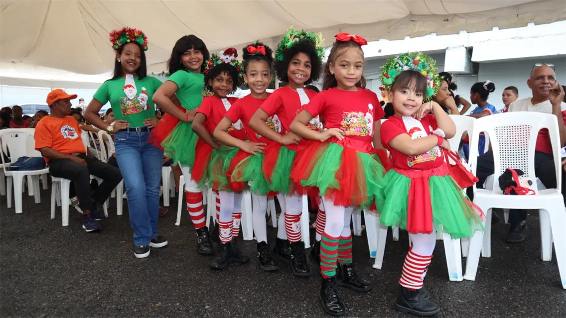 Fundaciones Cruz Jiminián y Lama llenan de alegría a cientos de niños en el Día de Reyes