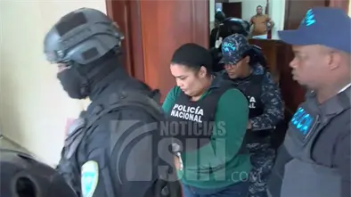 Dictan tres meses de prisi&oacute;n preventiva a ayudante fiscal acusada de asesinar a su expareja