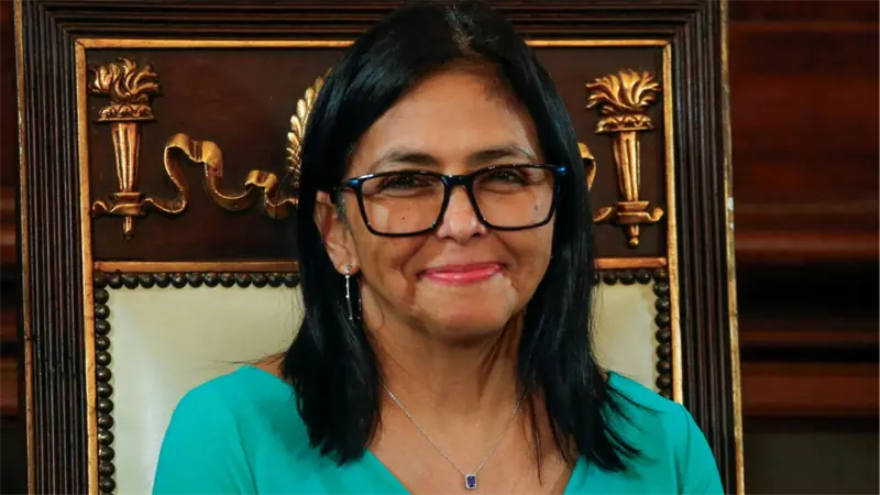 Mujeres chavistas dicen que Delcy Rodr&iacute;guez no est&aacute; sola tras asumir la presidencia