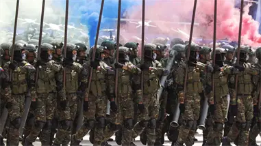 Fuerza Armada venezolana rinde homenaje en funeral a 24 soldados muertos en ataque de EEUU