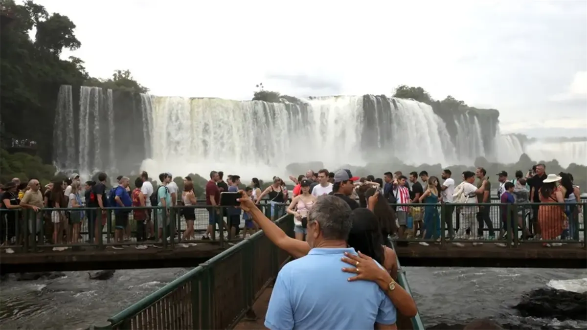 Brasil recibió un récord de 9,3 millones de turistas extranjeros en 2025