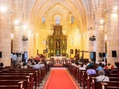 Arquidiócesis de Santo Domingo lanza plan pastoral 2026 con prioridad en jóvenes y bautismo
