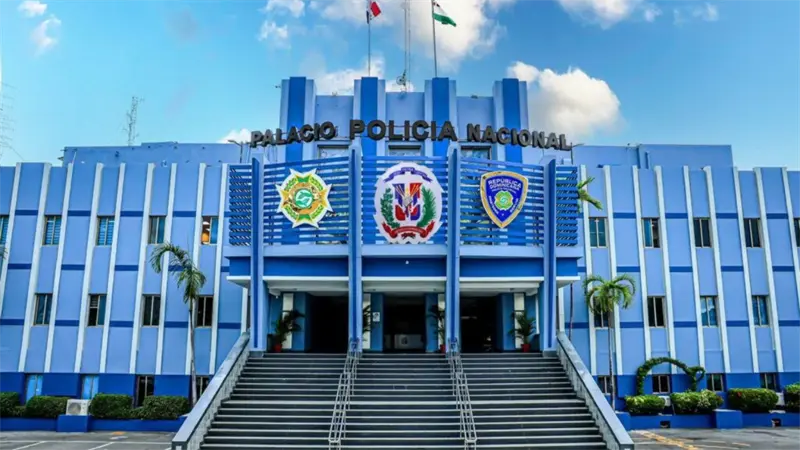 Policía y Fiscalía rescatan a joven retenida por falsos brujos que exigían RD$387,000