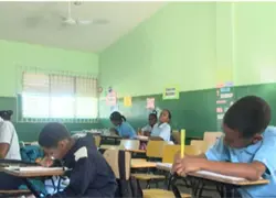 Estudiantes regresan a clases tras asueto de Navidad y A&ntilde;o Nuevo