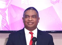 Yv&aacute;n Lorenzo califica como fraude procesal informes de auditor&iacute;a en caso Calamar