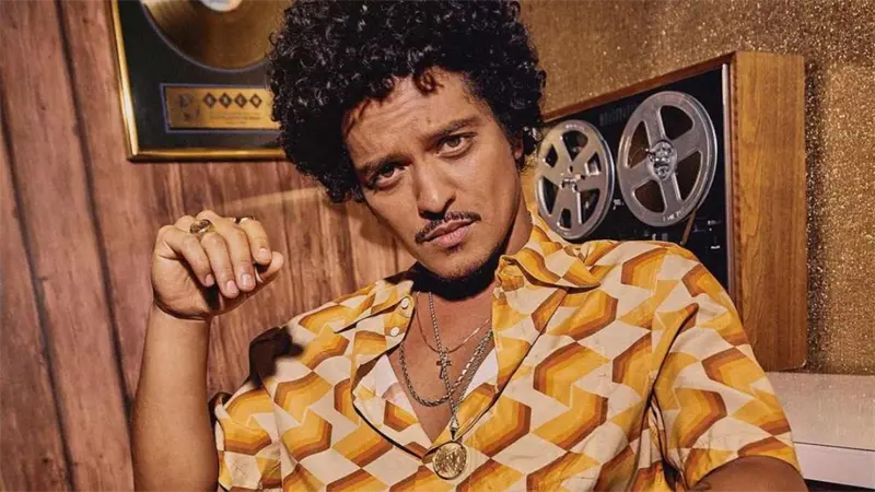 Bruno Mars anuncia gira The Romantic Tour por América y Europa