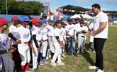 Cl&iacute;nica regional de b&eacute;isbol en Ban&iacute; re&uacute;ne a ni&ntilde;os de diez provincias del Sur