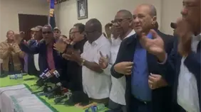 Agropecuarios advierten no habr&aacute; paz laboral si no se atienden sus demandas