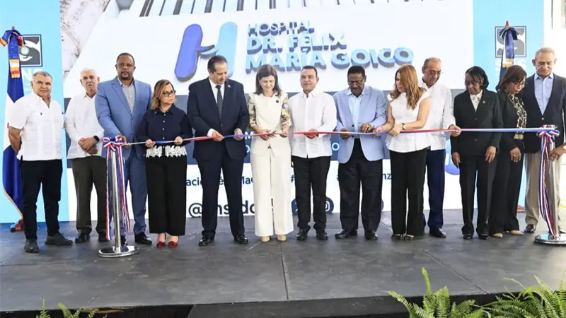 Raquel Pe&ntilde;a encabeza entrega remozado Hospital Dr. F&eacute;lix Mar&iacute;a Goico en el DN