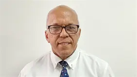 La protecci&oacute;n de la ni&ntilde;ez debe estar por encima de la indulgencia penal, afirma psic&oacute;logo y ensayista dominicano