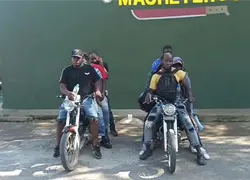 Ej&eacute;rcito intercepta motocicletas con 11 haitianos indocumentados durante operativos en Mao