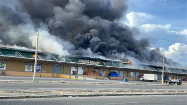 Seis meses despu&eacute;s del incendio en el Merca Santo Domingo, comerciantes siguen esperando reconstrucci&oacute;n