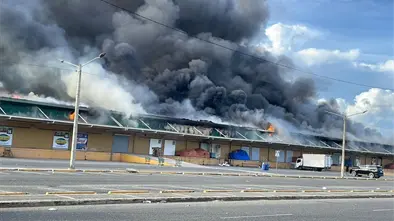Seis meses despu&eacute;s del incendio en el Merca Santo Domingo, comerciantes siguen esperando reconstrucci&oacute;n