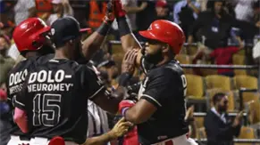 Hit de Lake deja a Gigantes en el terreno; Leones se mantienen líder del Round Robin