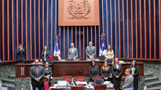 Senado aprueba ley para el pago de deuda por obras previas a Ley de Compras