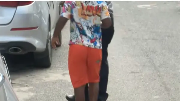 Infancia bajo amenaza: voces de una sociedad angustiada