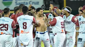Gigantes vencen 2-1 a los Toros; contin&uacute;an en el sot&aacute;no del Round Robin
