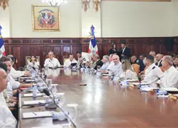 Paliza destaca apoyo del BID y expertos internacionales en Consejo de Ministros