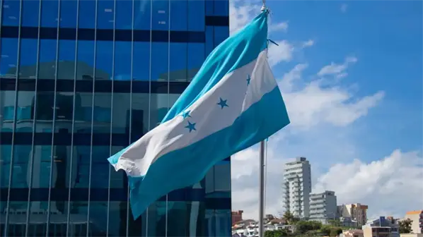 Países de la región rechazan decreto en Honduras y reconocen a Nasry Asfura como presidente electo