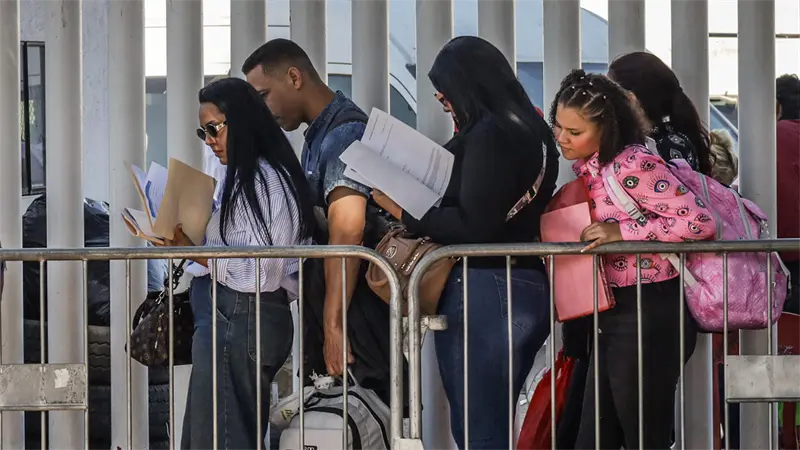 EE.UU. revoc&oacute; unos 100.000 visados en 2025, m&aacute;s del doble que el a&ntilde;o anterior