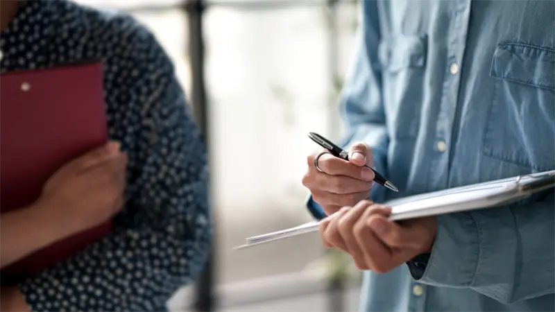Dos Minutos: la trampa de los consejos