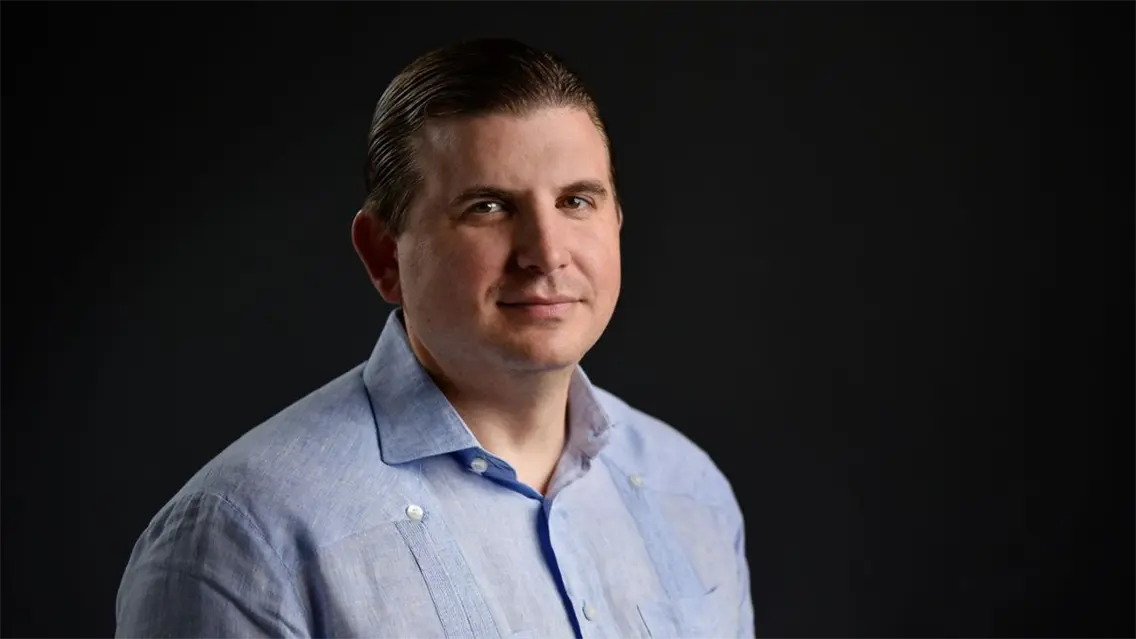 Andr&eacute;s Marranzini Grull&oacute;n asume la presidencia de ADETI para el per&iacute;odo 2026-2028