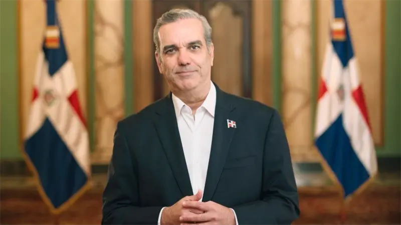 Dos minutos: Abinader, moral y c&iacute;vica