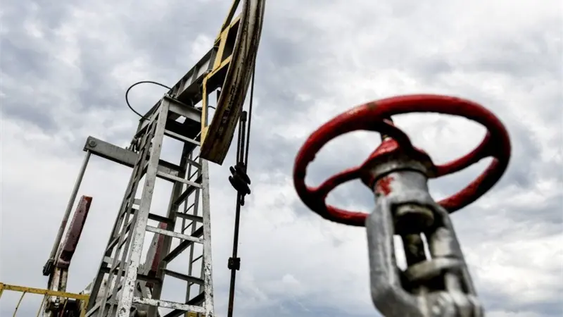 La UE vuelve a rebajar a 44 d&oacute;lares el precio m&aacute;ximo para el petr&oacute;leo ruso