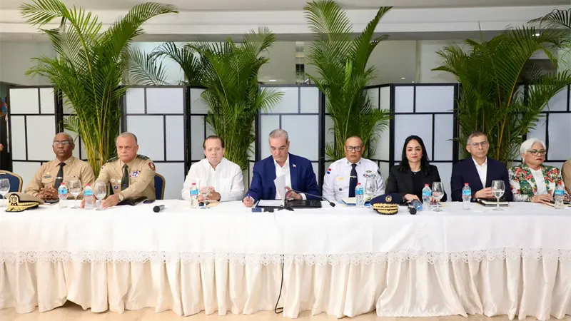 Presidente Abinader encabeza reuni&oacute;n de seguimiento al Plan de Seguridad Ciudadana