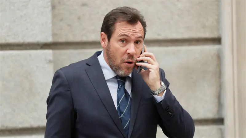 Se estudia si una rotura de la v&iacute;a es causa o consecuencia del accidente, seg&uacute;n Gobierno