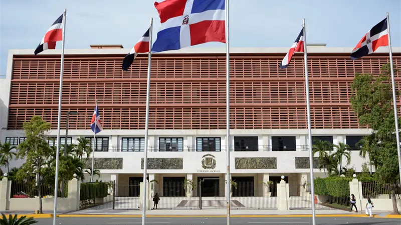 Oficialismo rechaza cr&iacute;ticas de Danilo y defiende desempe&ntilde;o econ&oacute;mico del Gobierno