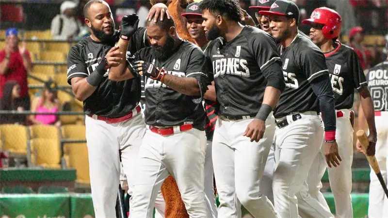 Leones y Toros libran un duelo in&eacute;dito en la final del b&eacute;isbol dominicano