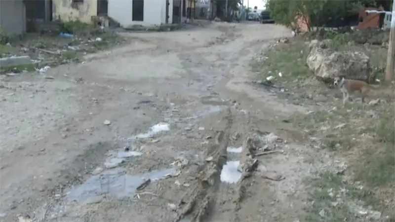 Sectores de SDE tienen d&eacute;cadas reclamando asfaltado de calles