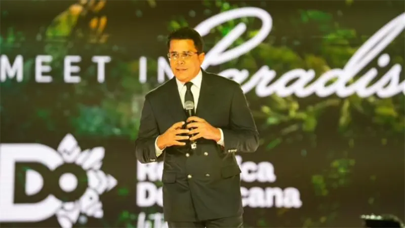 Collado atribuye al respaldo de Abinader el crecimiento sostenido del turismo dominicano
