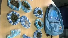 Apresan a joven con presuntas drogas en el Ensanche Quisqueya Apresan a joven con presuntas drogas en el Ensanche Quisqueya