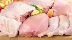 Comerciante confirma aumento del precio del pollo