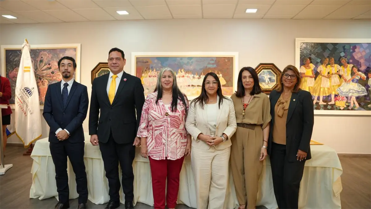 Cultura premia la creatividad artesanal dominicana en su edición 2025